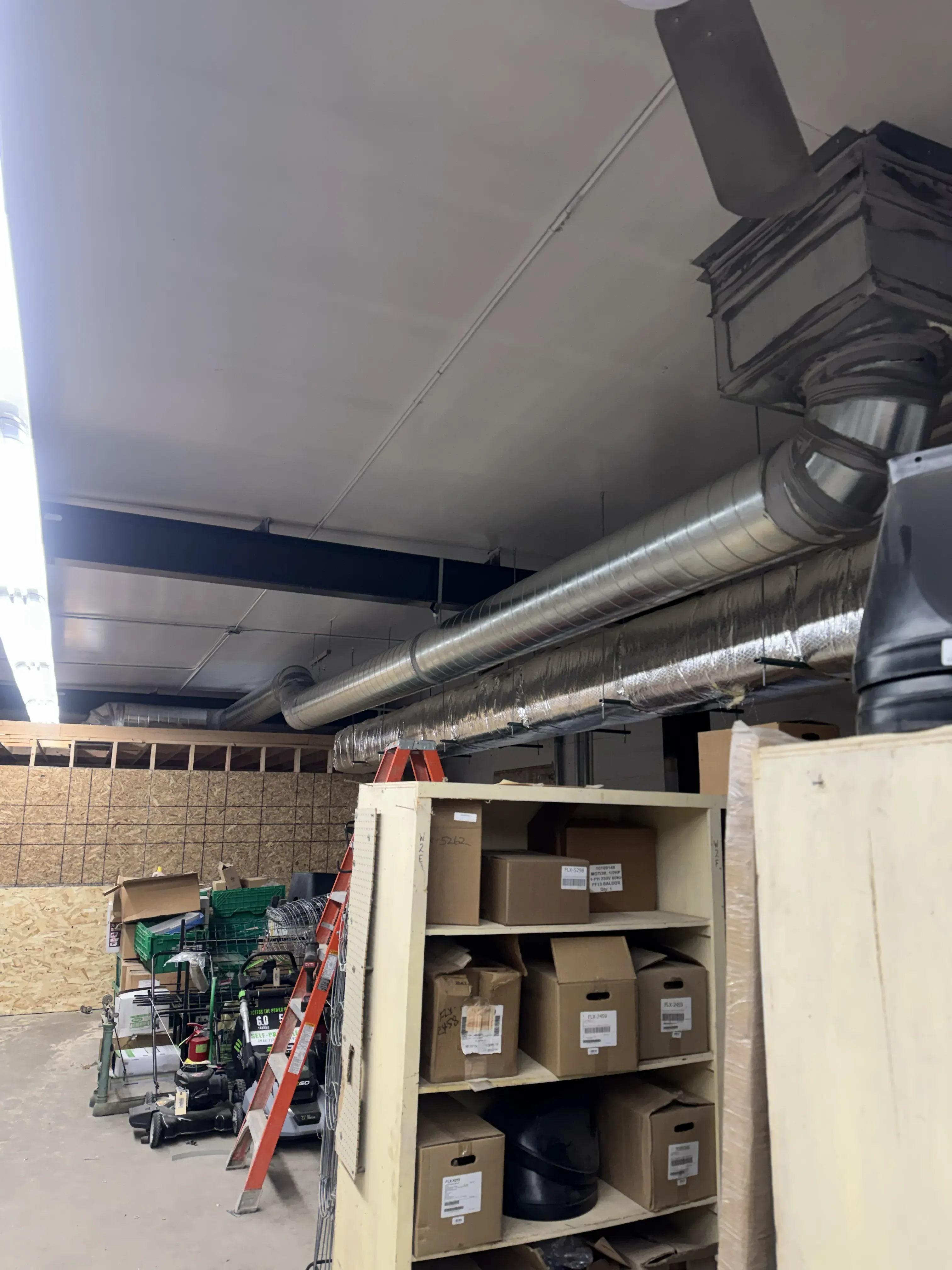 Commercial building with exposed ceiling ductwork
